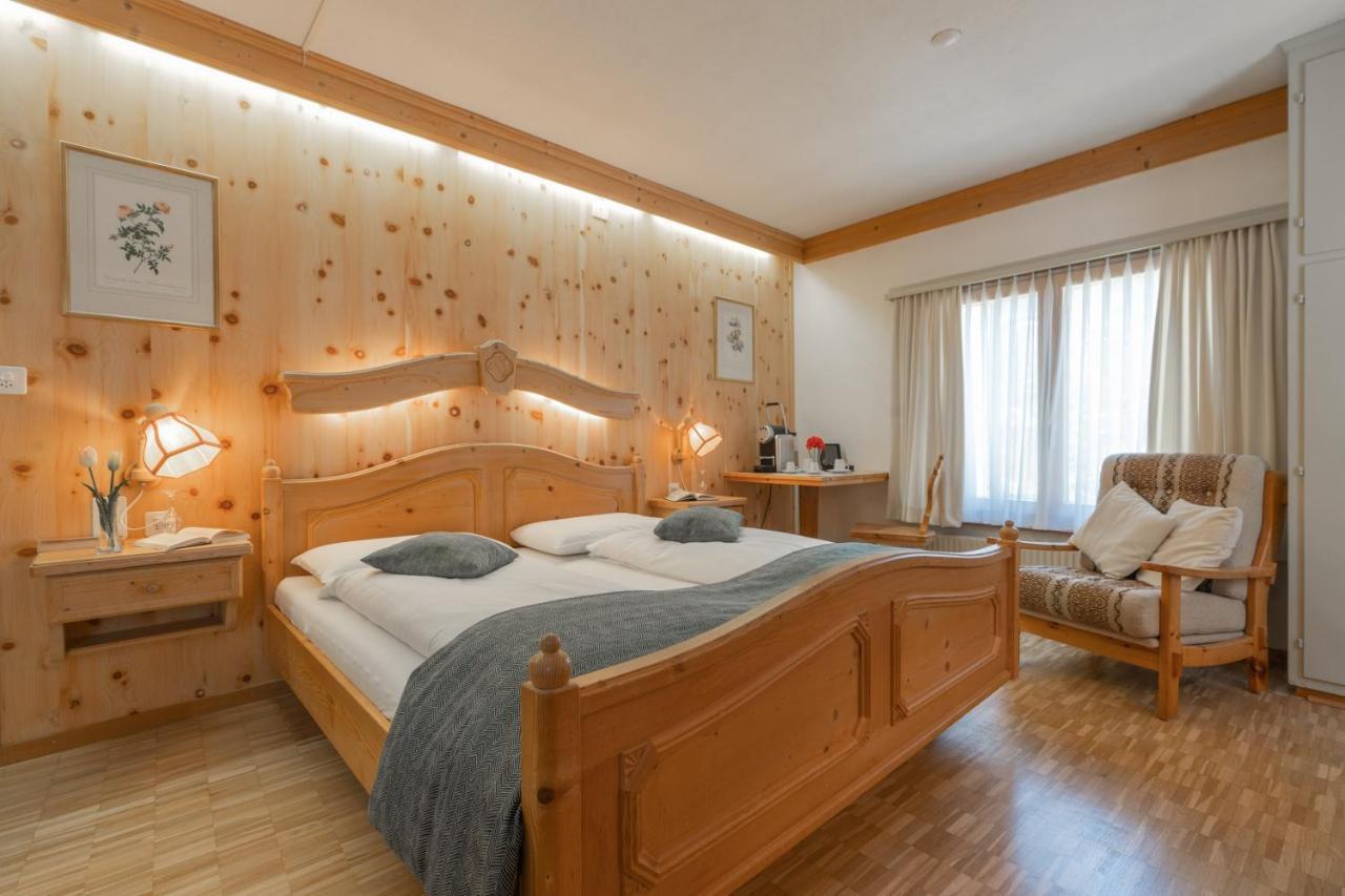 Hotel Alpina 策尔内茨 外观 照片