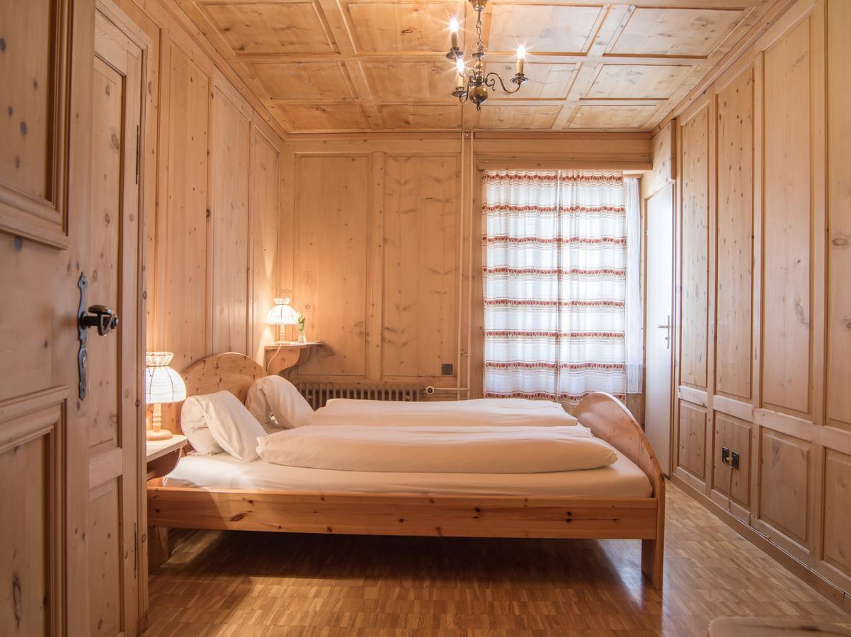 Hotel Alpina 策尔内茨 外观 照片